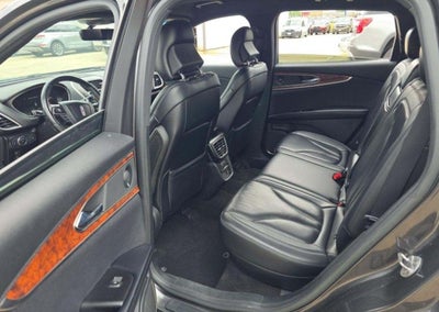 2019 Lincoln Nautilus Select