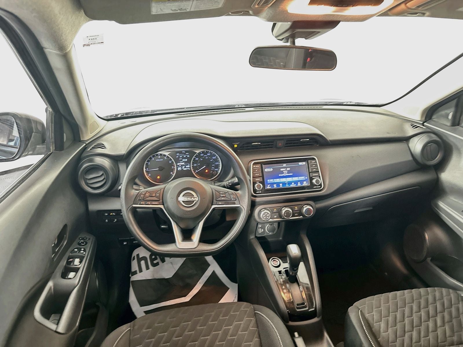 2022 Nissan Kicks S