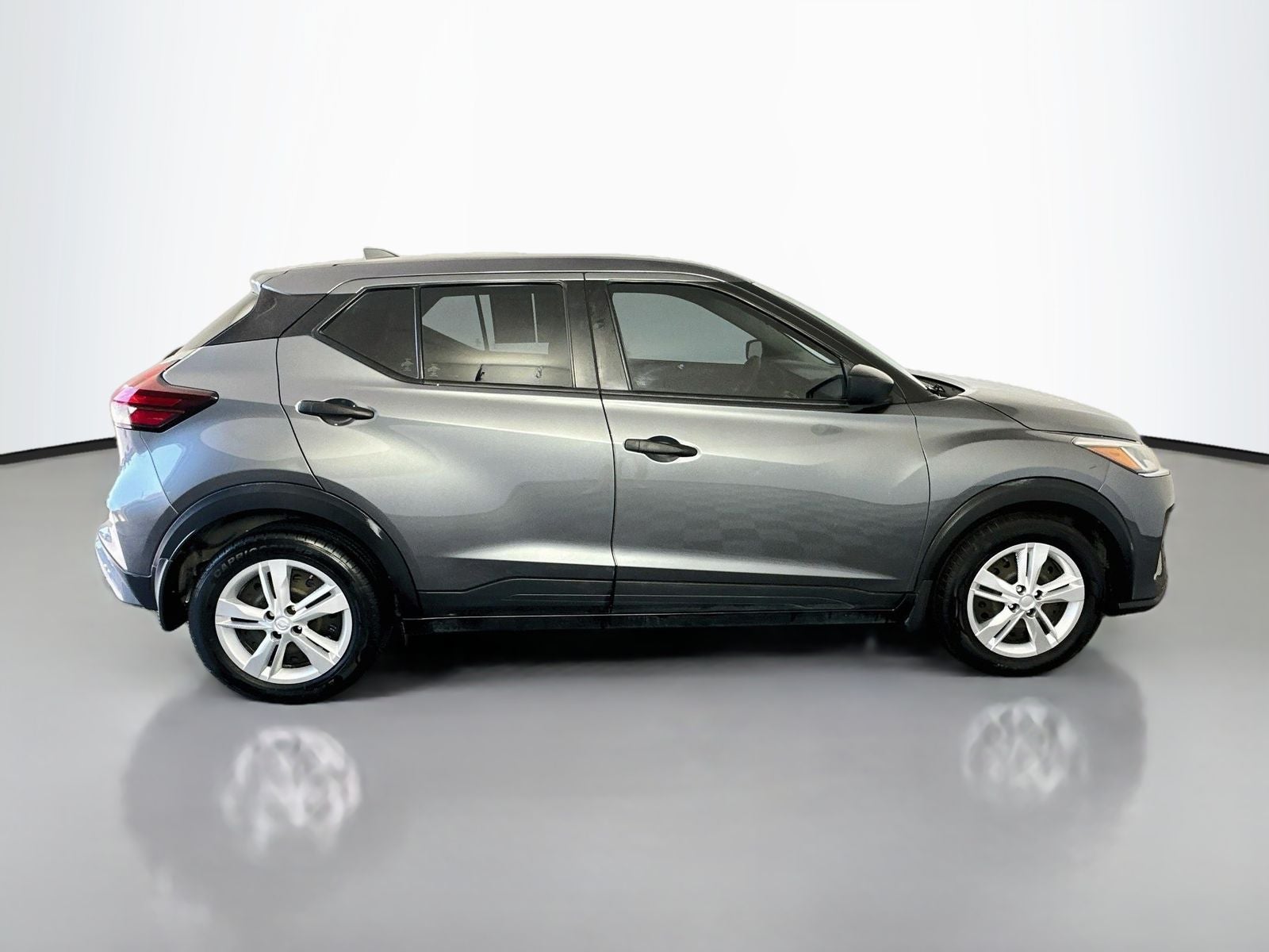 2022 Nissan Kicks S