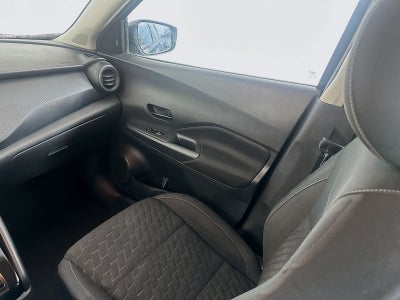 2022 Nissan Kicks S