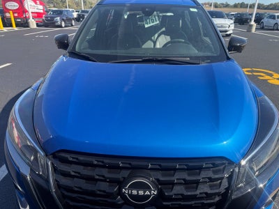 2024 Nissan Kicks SR