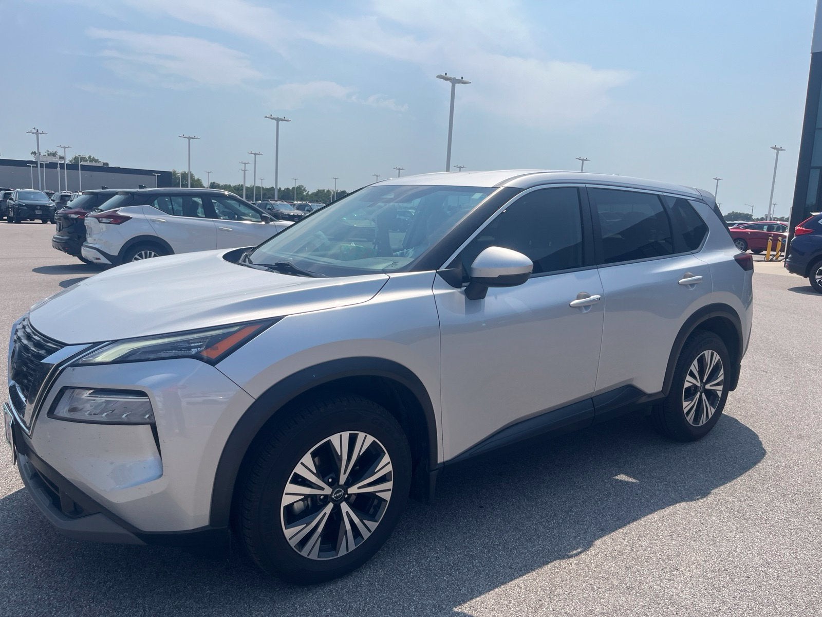 2022 Nissan Rogue SV