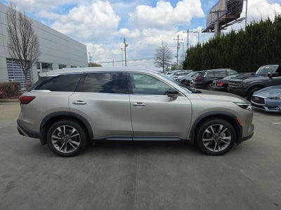 2023 INFINITI QX60 LUXE