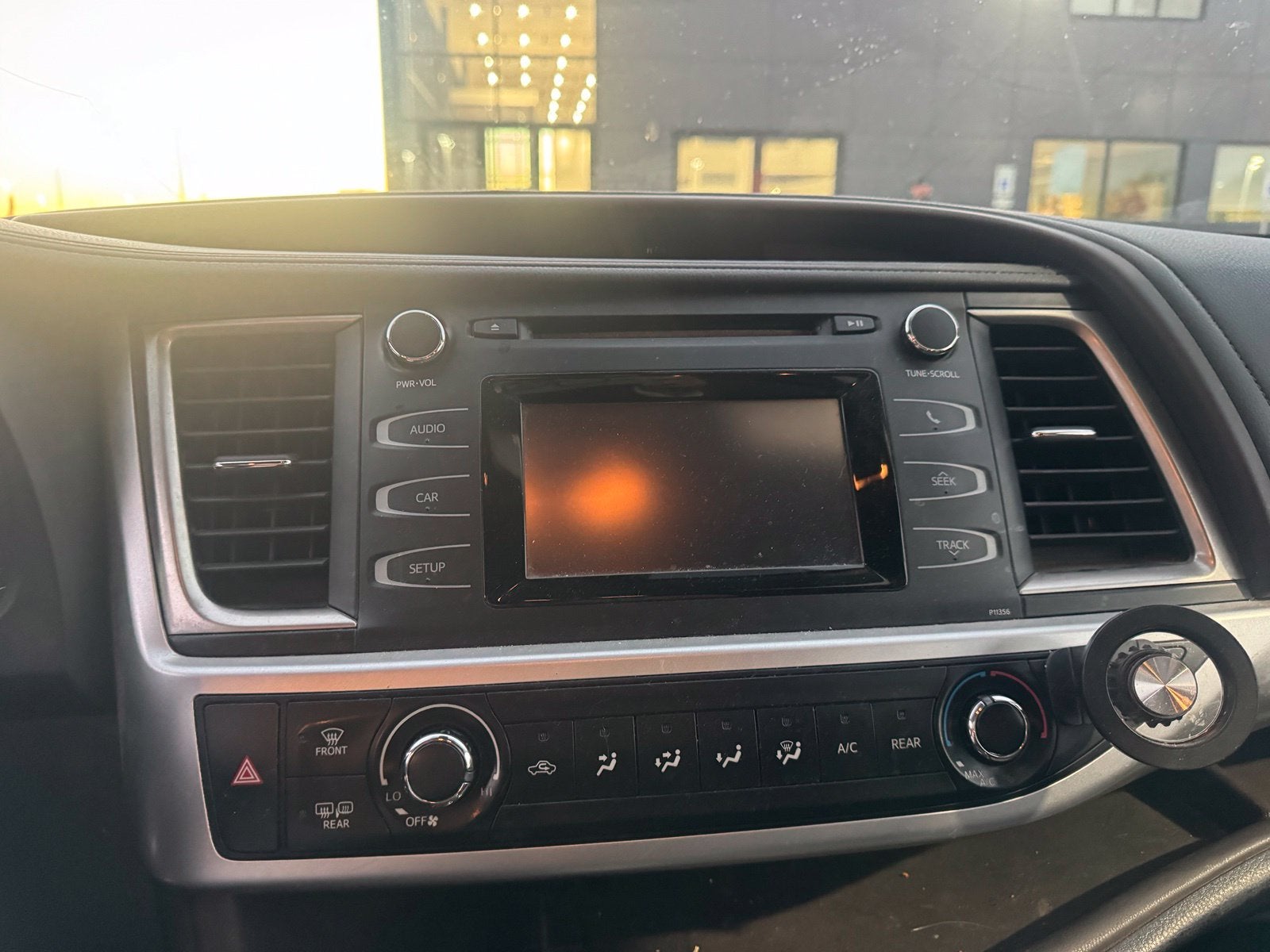 2017 Toyota Highlander LE
