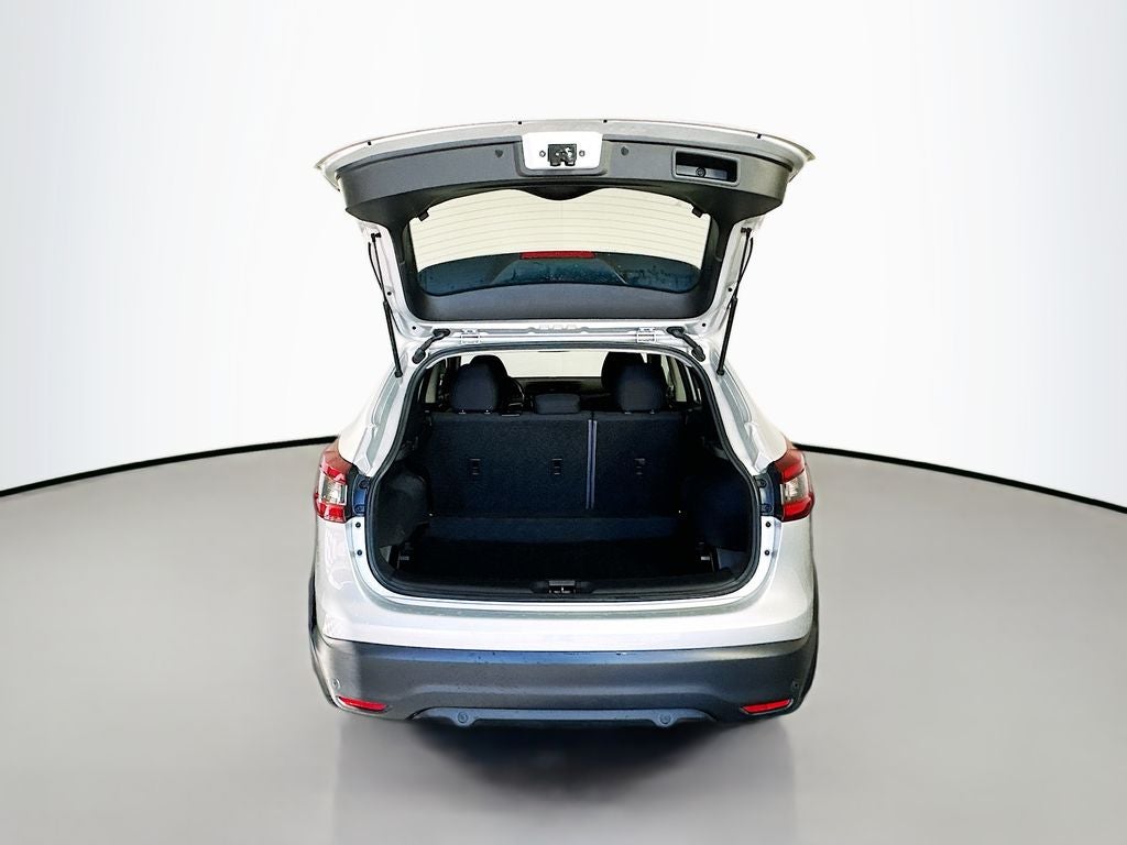 2022 Nissan Rogue Sport S