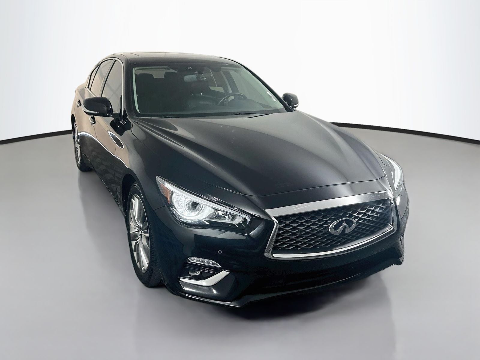2022 INFINITI Q50 LUXE