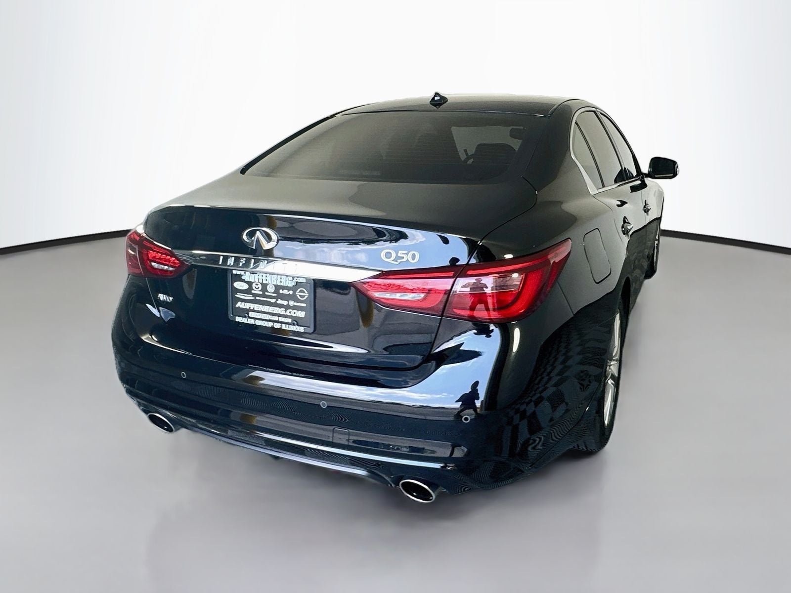 2022 INFINITI Q50 LUXE