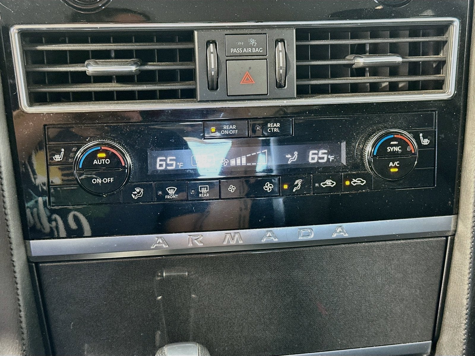 2022 Nissan Armada SV