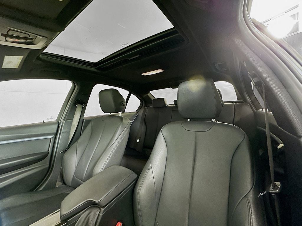 2018 BMW 3 Series 330i